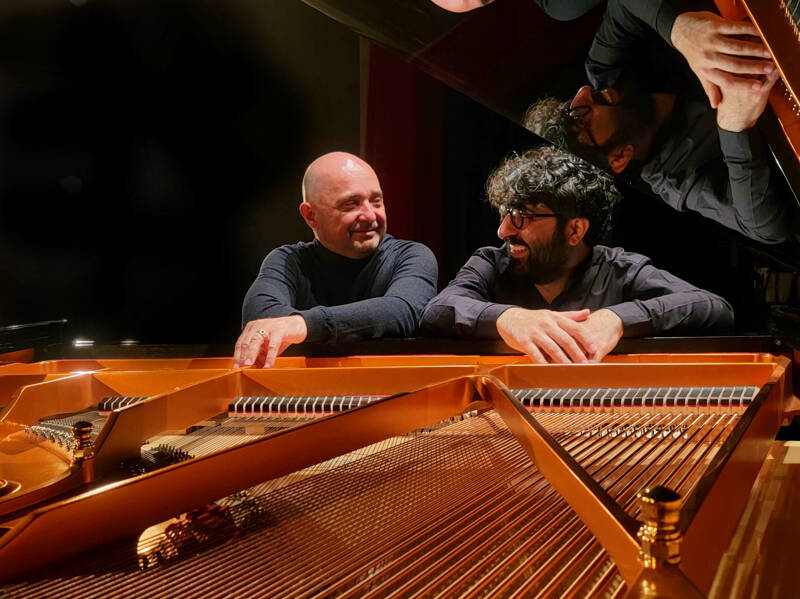 Concert Duo OANA piano à 4 mains, Cyril Phélix et Artavazd Kachatrian