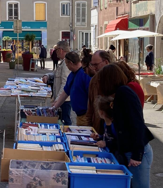 Marché du Livre à Cuisery