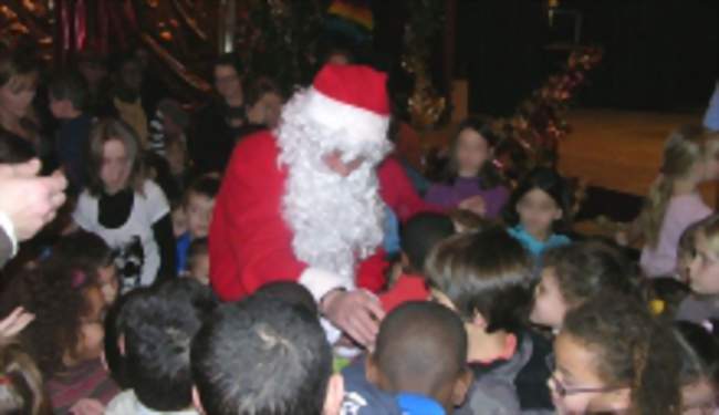 Noël des enfants à Liancourt Saint Pierre