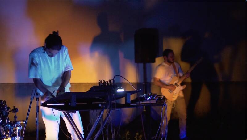 Senteurs d'eaux, parfums de doutes