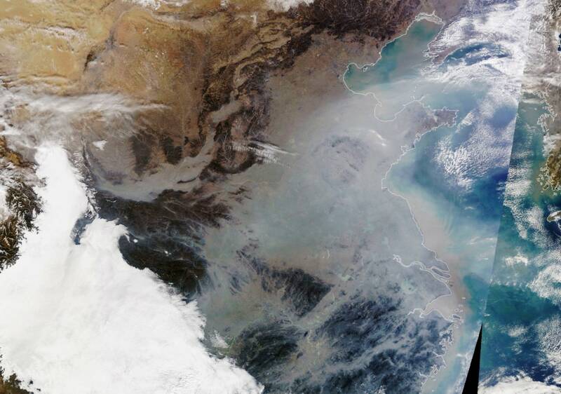 La pollution : tout ce qu’on peut voir, comprendre et surveiller depuis l’espace