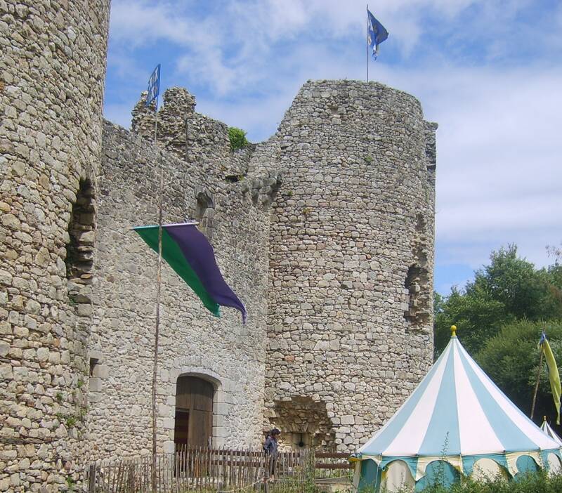 Mystères, jeux et énigmes au château de Lastours