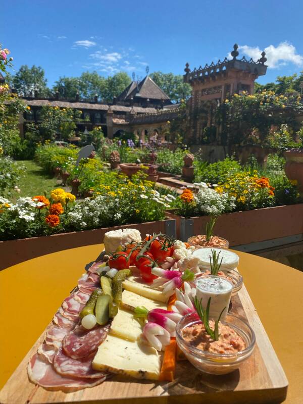 Brunch de la fête des mères aux Jardins Secrets