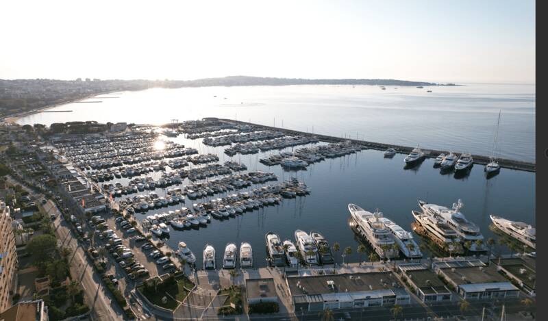 Inauguration du restaurant l’Abri Côtier, port Camille Rayon