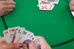 photo Initiation à la belote et autres jeux de cartes