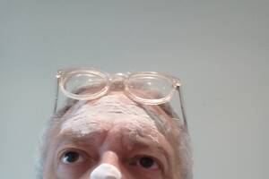photo Le poète Eric ENDERLIN présente : Timbré mais pas oblitéré ! Allumé sans être illuminé !