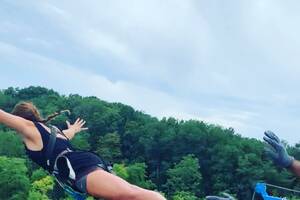 photo Saut à l'élastique