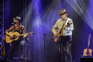 Soirée Folk, blues et country traditionnelle aux Zigues avec le duo Hoboes