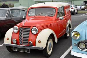 photo exposition de véhicules anciens