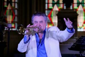 Jean-Claude BORELLY et sa trompette d'Or au Choeur des mélodies.