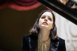 photo Zlata Chochieva