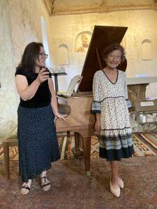 photo Festival de musique du château de la Gadeliere : Chantal et Gisele Andranian , piano à quatre mains