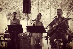 Les Chromatisés en concert pour le Folk Club de Cahors avec des harmonies folk
