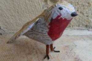 Oiseau en papier mâché