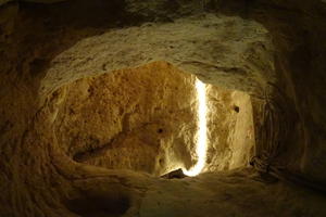 VISITE GUIDÉE - LES TROGLODYTES DE LA TOURETTE