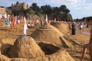 Concours de châteaux de résistance à la mer