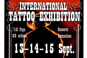 photo Exposition des peintures de Stéphanie VIGNAUX à l'INTERNATIONAL TATTOO EXHIBITION