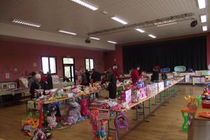 photo bourse aux jouets et à la puériculture