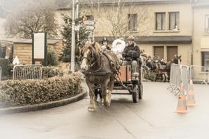 Balades en calèche avec le père Noël le samedi 21 déc.à Bédée