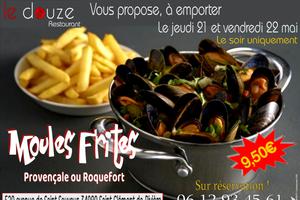 photo Vente à emporter de moules frites maison!