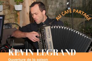 Kévin Legrand à l'accordéon