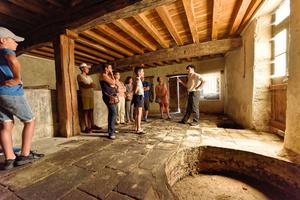 photo Visite théâtralisée - Maringues - Dans la peau du tanneur Antoine