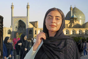 photo « Sur les chemins d’IRAN » Film documentaire réalisé et présenté par Danièle et Gilles HUBERT