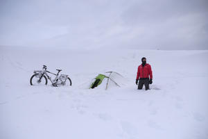 photo « ODYSLANDE, l’Islande a? vélo »  Film documentaire réalisé et présenté par Jean-Philippe BOSSUT