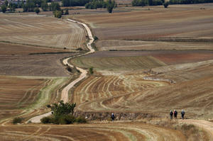 photo «En route vers COMPOSTELLE», Film documentaire réalisé par Élise et Louis-Marie Blanchard, présenté par la réalisatrice