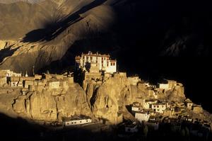 « LADAKH, le petit Tibet » Film documentaire réalisé et présenté par Michèle et Jean MEURIS