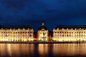 Jeu de piste nocturne à Bordeaux: