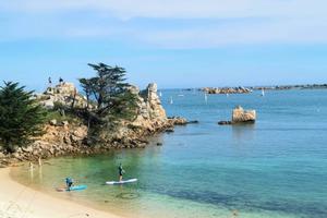 Cours de yoga sur la plage