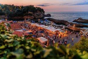 Marché nocturne de créateurs, Port des Pêcheurs 19h à minuit Juillet et Août