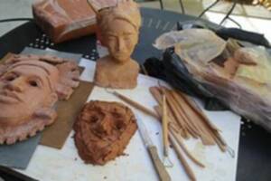 cours de modelage et sculpture argile avec l'association de Familles rurales