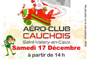 Arrivée du Père Noël en avion sur St Valéry en Caux