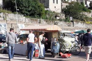 Brocante -vide grenier