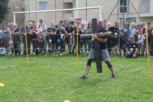 CONCOURS DE L'HOMME LE PLUS FORT DU MORVAN