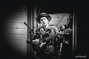 Rattlesnake Joe & Whistlin' Kik- concert
