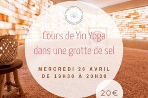 Yoga dans une grotte