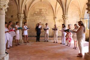 Stage de chant grégorien et marche à l'abbaye de Fontdouce