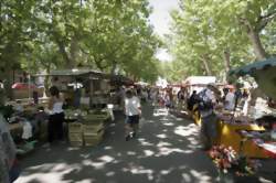 Marché traditionnel de Saint Chinian