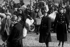 Marseille 1943 Un crime contre l’humanité Projection du documentaire suivi d'un débat