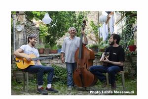 Fleurs de Jazz en villages : Du Jazz Manouche avec les Manches à Cordes