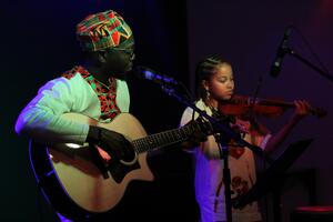 Musiques et chansons du Togo avec Viho AMEDEGNATO