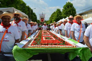 39 ième FOIRE A LA FRAISE,AUX FLEURS ET AU VIN