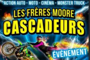 Les Cascadeurs Moore