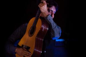 photo ¡ Poesía ! Eddy Maucourt chante Paco Ibañez - Chants espagnols et guitare flamenca