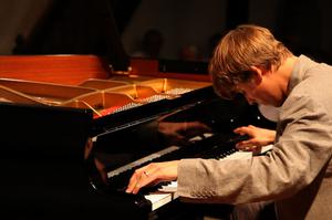 Concert: Récital de piano à quatre mains avec Nicolas STAVY et Cédric TIBERGHIEN- Eglise d' Halsou