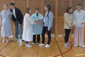 photo Arlequin et Cie joue ''Premier Contact''
