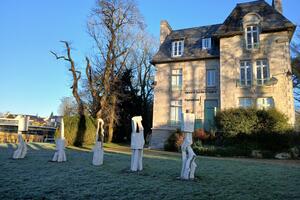 photo HORS LES MURS